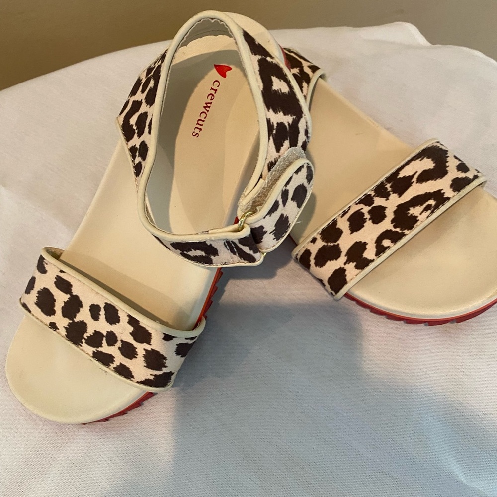 Excellent to new condition girl Crewcuts sandals